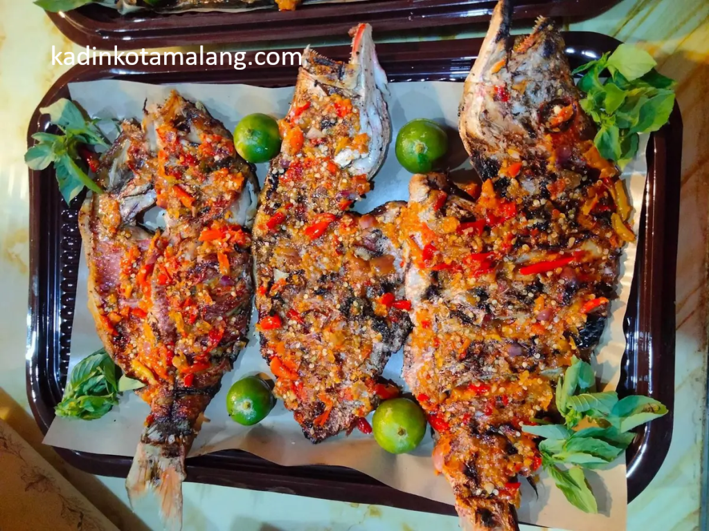 Kuliner Ambon Lezatnya Ikan Bakar Rica